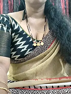 bhuvana555 online show from 10/25/25, 04:31