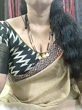 bhuvana555 online show from 10/30/25, 04:36