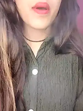 Sreya213 online show from 12/28/24, 06:18