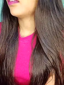 Snapshot of Sreya213 chatting on 11/08/25, 09:09 Sreya213 online show from 11/08/25, 09:09