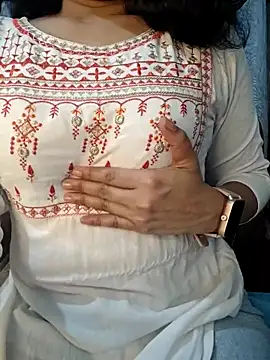 Snapshot of Rina777o chatting on 03/31/26, 12:01 Rina777o online show from 03/31/26, 12:01