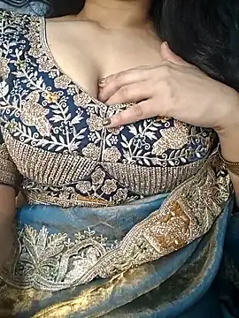 Snapshot of Rina777o chatting on 04/22/26, 01:41 Rina777o online show from 04/22/26, 01:41