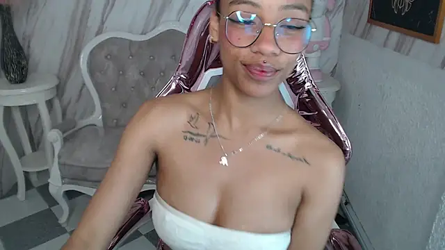 Violeth b online show from 02/11/25, 03:51