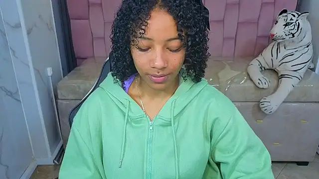 Violeth b online show from 03/06/26, 01:18