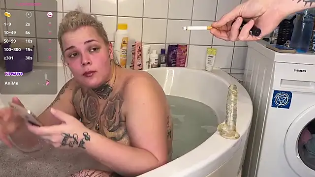 Snapshot of elina_may chatting on 01/28/25, 08:57 elina may online show from 01/28/25, 08:57