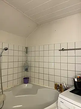 elina may online show from 01/14/26, 08:31