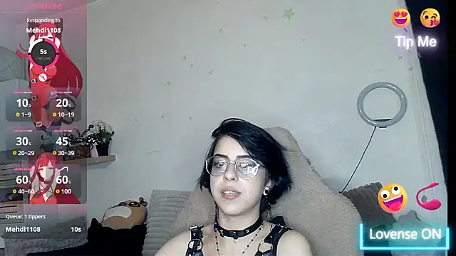 LisandreLaVenale online show from 01/01/25, 02:19