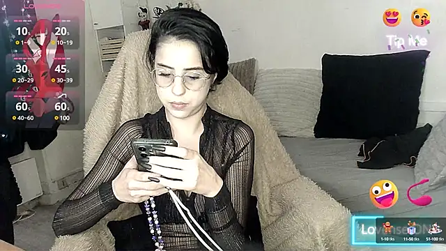 LisandreLaVenale online show from 01/15/25, 10:24