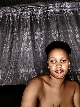 Snapshot of Sego_TeeTee chatting on 04/05/26, 11:24 Sego TeeTee online show from 04/05/26, 11:24