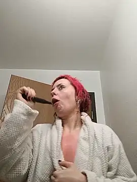 Snapshot of SkarlettRose96 chatting on 03/24/26, 05:07 SkarlettRose96 online show from 03/24/26, 05:07