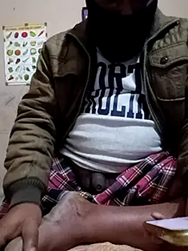 Snapshot of punjabimunda28 chatting on 02/11/25, 05:58 punjabimunda28 online show from 02/11/25, 05:58