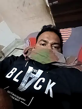 Snapshot of punjabimunda28 chatting on 03/22/25, 06:14 punjabimunda28 online show from 03/22/25, 06:14