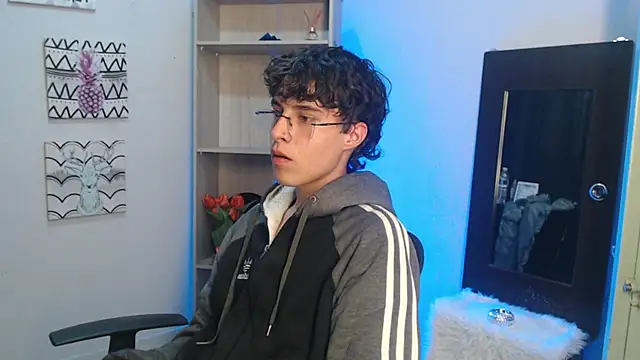 Jeam hot online show from 01/15/25, 01:02