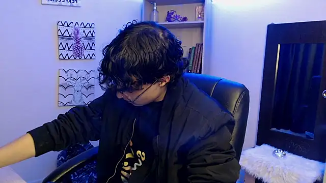 Jeam hot online show from 02/08/25, 09:04