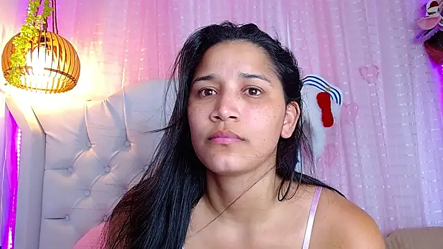Snapshot of Alison_Wiley chatting on 07/10/26, 04:06 Alison Wiley online show from 07/10/26, 04:06