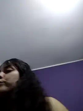 Snapshot of lucylovles chatting on 12/04/24, 12:25 lucylovles online show from 12/04/24, 12:25