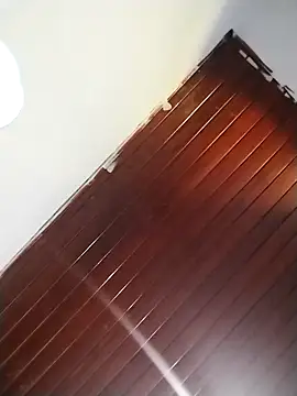 Snapshot of lucylovles chatting on 11/24/25, 04:18 lucylovles online show from 11/24/25, 04:18