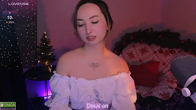 Snapshot of wow_susan chatting on 12/13/24, 03:38 wow susan online show from 12/13/24, 03:38