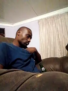 Snapshot of Izifebe chatting on 03/20/26, 09:19 Izifebe online show from 03/20/26, 09:19