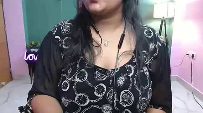 Naughty Ayesha1 online show from 03/10/25, 10:37