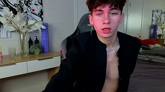 Bad Boy9996 online show from 02/09/25, 11:04