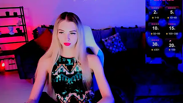 Snapshot of Emilia_Klar chatting on 01/13/25, 03:04 Emilia Klar online show from 01/13/25, 03:04