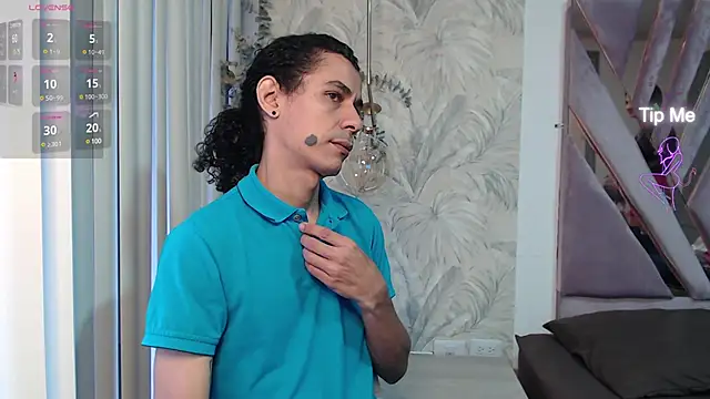 Snapshot of jackstanford chatting on 02/09/25, 02:18 jackstanford online show from 02/09/25, 02:18