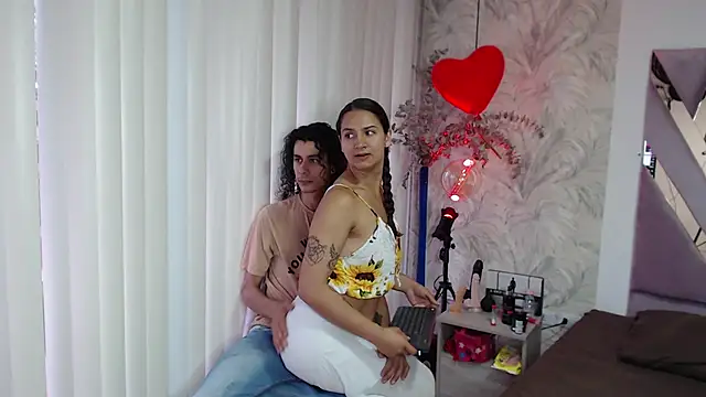 Snapshot of jackstanford chatting on 03/08/25, 01:25 jackstanford online show from 03/08/25, 01:25