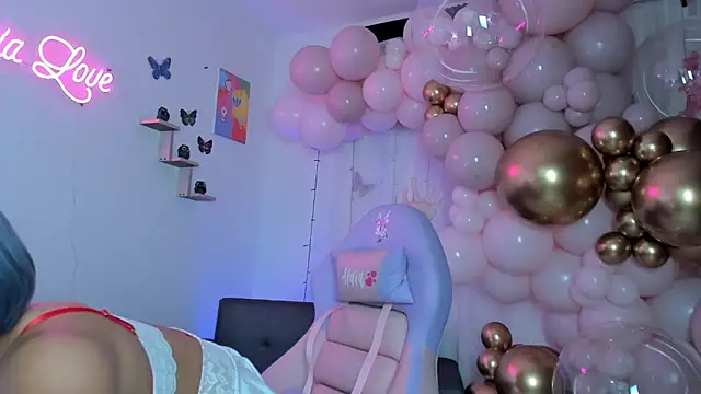 Alaia Love77 online show from 02/08/25, 03:52