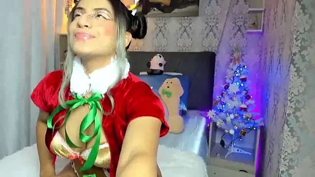 Alaia Love77 online show from 12/14/25, 11:09