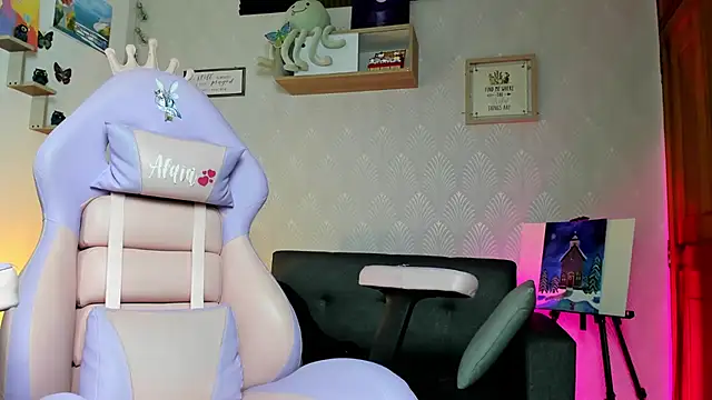 Alaia Love77 online show from 02/10/26, 09:52