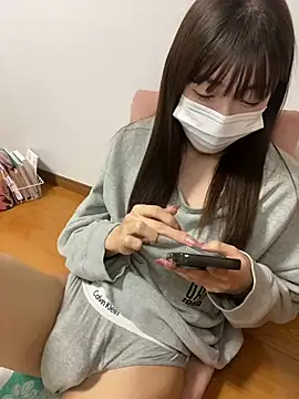 Snapshot of pantumieteruyo chatting on 03/22/25, 02:25 pantumieteruyo online show from 03/22/25, 02:25