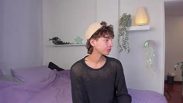 santy-kitty online show from 01/15/26, 01:32