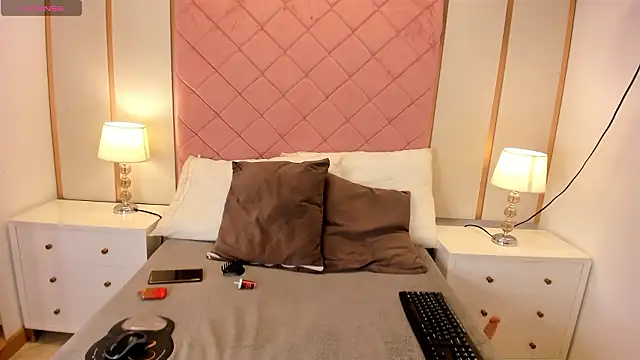 Snapshot of Issabella_Roa chatting on 03/02/26, 04:36 Issabella Roa online show from 03/02/26, 04:36