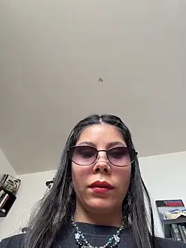 Snapshot of EemaHaruki chatting on 04/10/26, 06:12 EemaHaruki online show from 04/10/26, 06:12