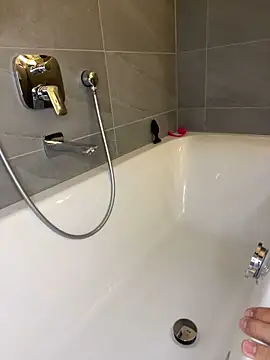 Sissy-Bee online show from 01/17/25, 07:27