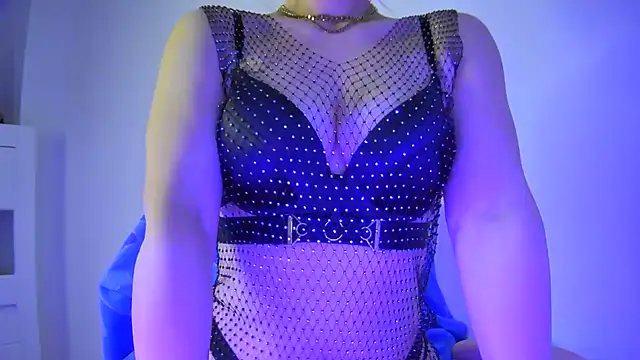 Sissy-Bee online show from 05/01/26, 06:01