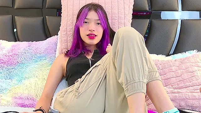 AlliciaKim online show from 01/11/25, 07:05