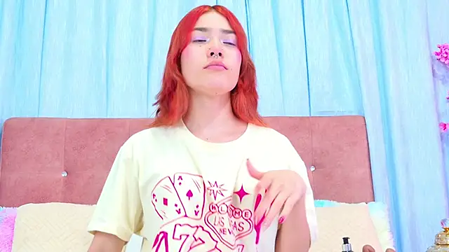 AlliciaKim online show from 12/22/25, 07:11