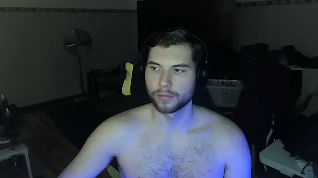 Snapshot of Ironman220 chatting on 01/29/25, 02:53 Ironman220 online show from 01/29/25, 02:53