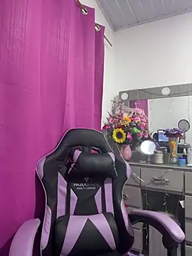 perlita05 online show from 02/03/26, 04:54