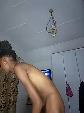 Snapshot of 02Boitybaby chatting on 01/31/25, 10:21 02Boitybaby online show from 01/31/25, 10:21