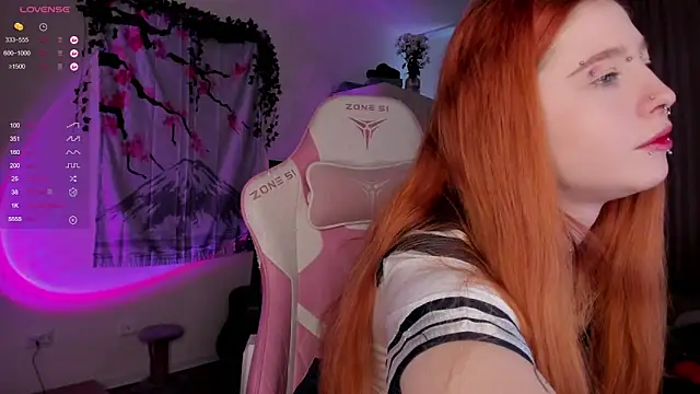 ScarletRos3 online show from 12/05/24, 10:23