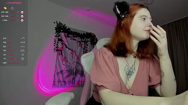 ScarletRos3 online show from 01/10/25, 01:52