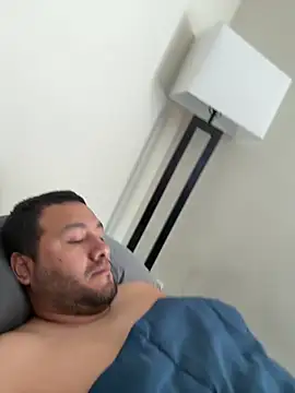 elamante03 online show from 03/10/25, 01:10