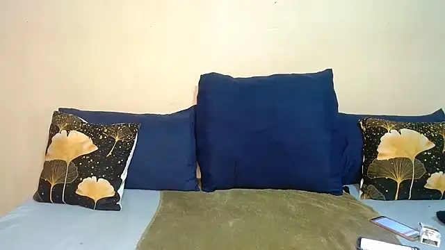 DiamondLuv29 online show from 07/01/26, 04:18