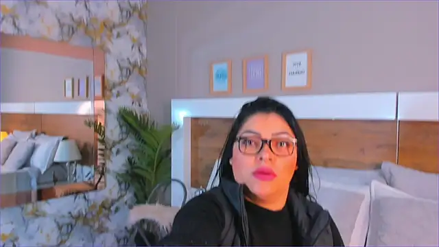 EmaBakker online show from 01/15/26, 11:15