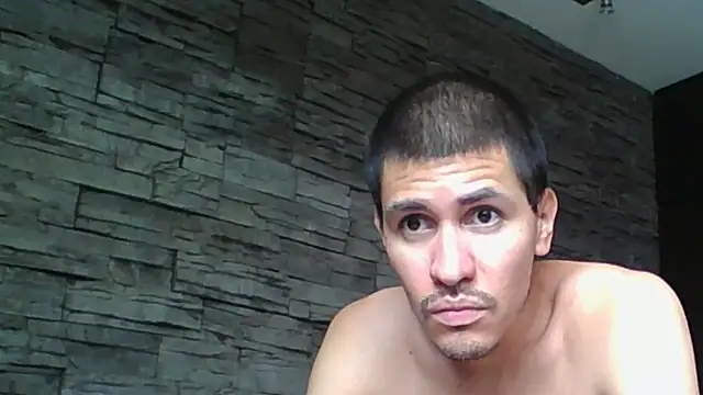 Snapshot of Sexylatin64 chatting on 05/15/26, 06:26 Sexylatin64 online show from 05/15/26, 06:26