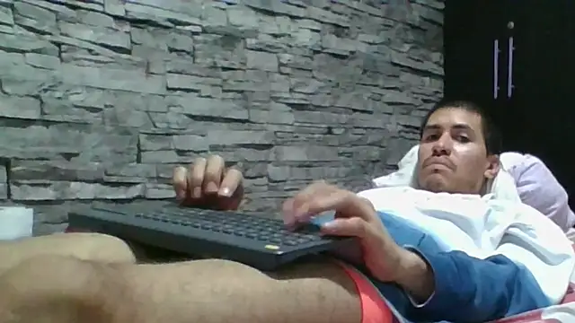 Snapshot of Sexylatin64 chatting on 05/18/26, 02:29 Sexylatin64 online show from 05/18/26, 02:29