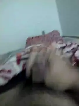 Snapshot of lm279 chatting on 02/08/25, 04:47 lm279 online show from 02/08/25, 04:47